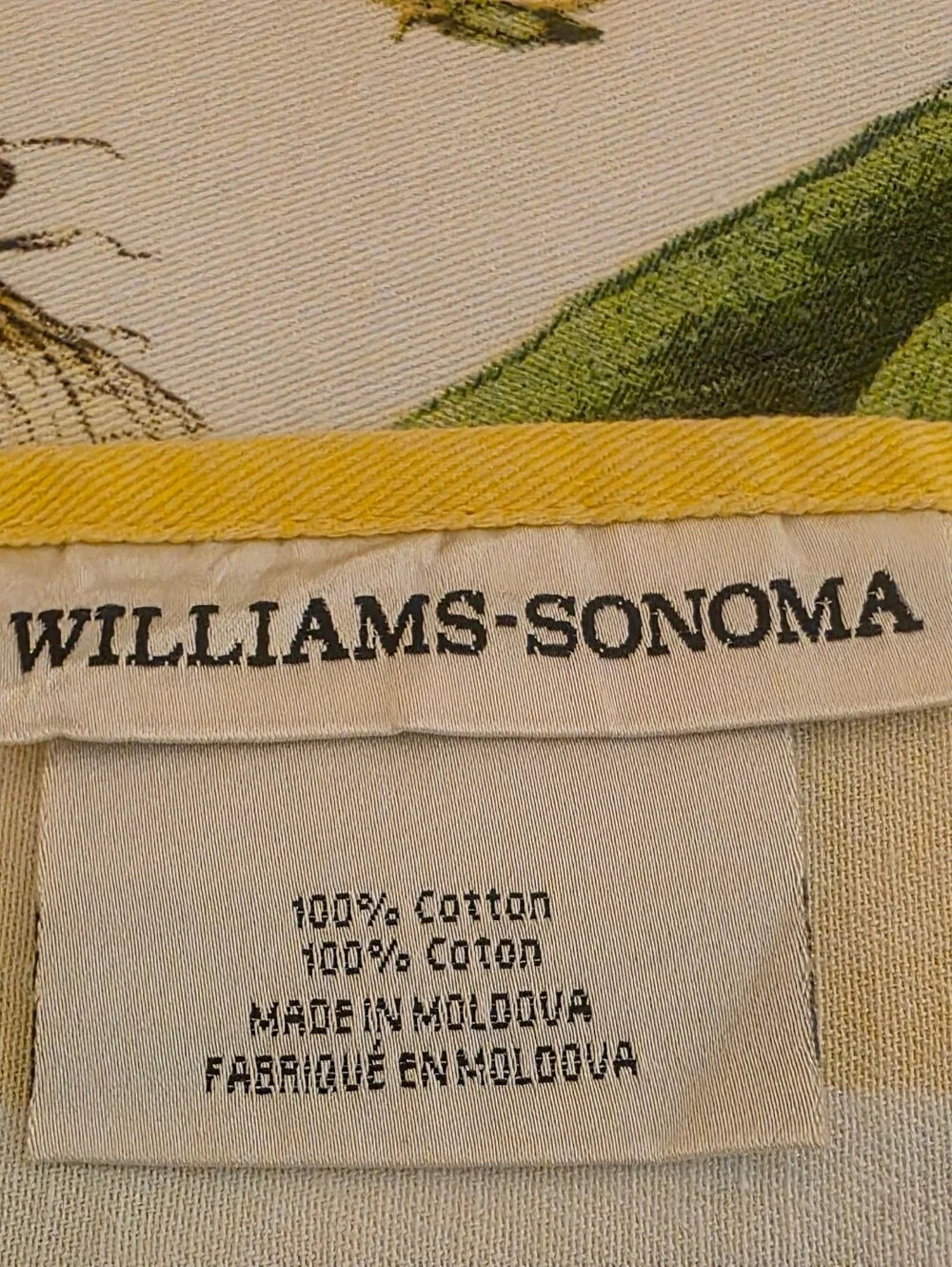 Williams - Sonoma 70” Round Lemon and Bees Tablecloth – 100% Cotton Discontinued